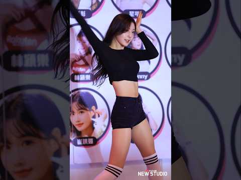 [tce_cards] 대만에서 인기 엄청난 목나경 치어리더 공연 직캠 251102
