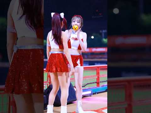" 타격감 ㅋㅋㅋ 너무 좋다 ㅋㅋㅋㅋㅋ 놀릴맛 난다 " 250910 권희원치어리더 직캠