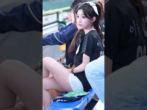 일본에서도 빛이 나는 각선미 이주은(Lee Ju-Eun[李珠珢])치어리더