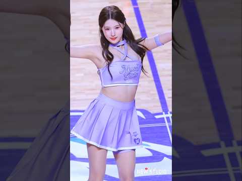 " 매순간이 클라이맥스 다 " 251115 이예빈 치어리더 직캠 https://op.opparadise.com/data/apms/video/youtube/EXkQv2LNCh4.jpg " 매순간이 클라이맥스 다 " 251115 이예빈 치어리더 직캠