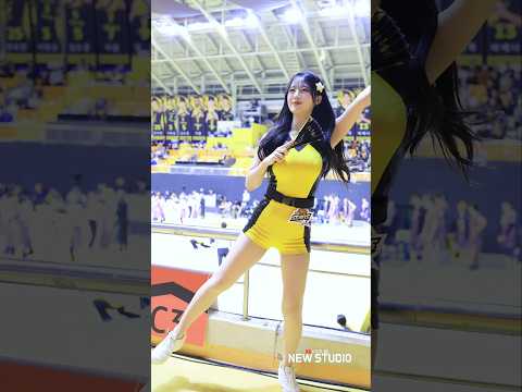 " 복귀해서 진짜 너무 좋다!!!! 정설아 장수하자 " 251104 정설아 치어리더 직캠