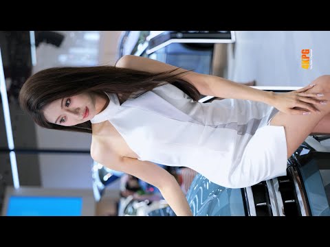 4K 레이싱모델 2024 粤港澳大湾区车展 车模 小十七 6