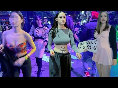 토요일 밤에 이태원 클럽 거리의 패션은 유니크하고 멋지네요  # 이태원 # 서울 # 한국 # 클럽 # 여행