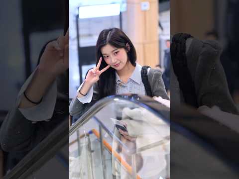 오랜만에 에스컬레이터에서 이주은(Lee Ju-Eun[李珠珢])치어리더