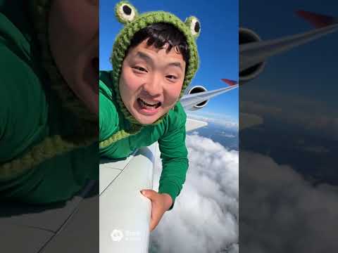 비행기 날개자리 타시는 분들 옷 따숩게 입으세용, 이번여행 추워서 고생했습니다ㅜㅜ다음엔 날개자리에서 기내식 먹어볼게영. #흔한남매 #흔한가족 #ai https://op.opparadise.com/data/apms/video/youtube/MSpZlgYGp7A.jpg 비행기 날개자리 타시는 분들 옷 따숩게 입으세용, 이번여행 추워서 고생했습니다ㅜㅜ다음엔 날개자리에서 기내식 먹어볼게영. #흔한남매 #흔한가족 #ai