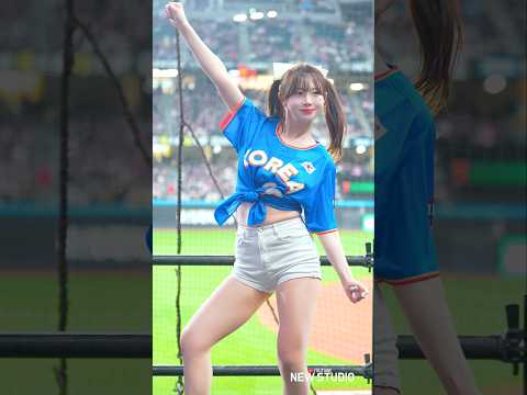 " 일본도 반하게한 아이돌급 국내 치어리더 !! " https://op.opparadise.com/data/apms/video/youtube/SS6TIWsGvD4.jpg " 일본도 반하게한 아이돌급 국내 치어리더 !! "