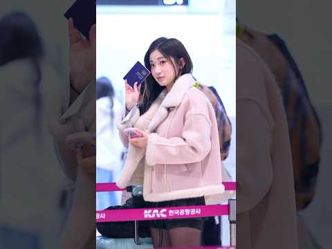 ’여권 색상은 블루‘ 이주은(Lee Ju-Eun[李珠珢])치어리더