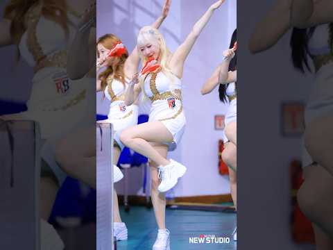 " 장원영 챌린지 라는 sugar on my tongue 한지은 치어리더 Ver " 251019