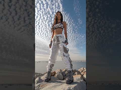 The Beauty of the Sky | Progressive Trance Music #music #dance #trance #electronic #shorts https://op.opparadise.com/data/apms/video/youtube/VNO1KZE3xs0.jpg The Beauty of the Sky | Progressive Trance Music #music #dance #trance #electronic #shorts