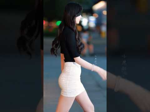 Beautiful Chinese Girl | Street Aesthetic https://op.opparadise.com/data/apms/video/youtube/WZhCQT4dDlk.jpg Beautiful Chinese Girl | Street Aesthetic