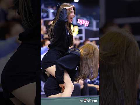 " 언니 등에 업혀서 3점슛 리액션 보여주잖아!! "