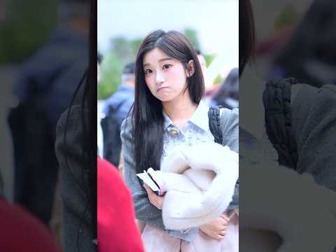 경청하는 이주은(Lee Ju-Eun[李珠珢])치어리더