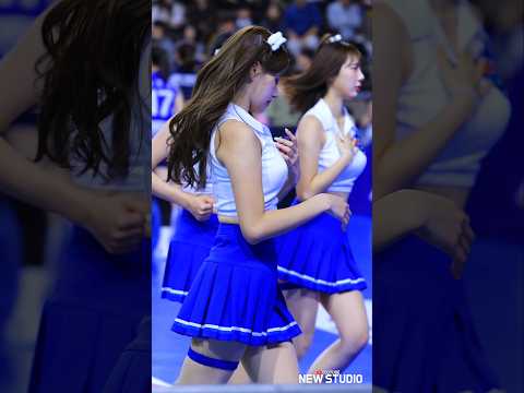 " 뛰어 들어가면서도 앰블럼 체크! " 251114 이예빈 치어리더 직캠 https://op.opparadise.com/data/apms/video/youtube/_gvOnA5TQhY.jpg " 뛰어 들어가면서도 앰블럼 체크! " 251114 이예빈 치어리더 직캠