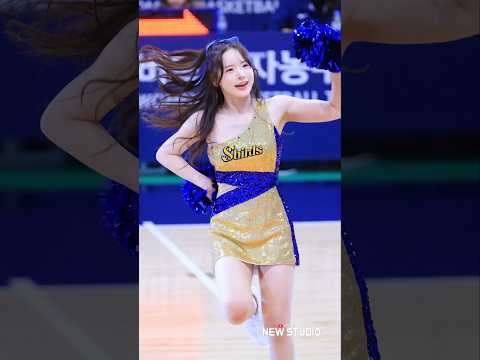 " 귀여움으로 삼촌팬 다 잡고있는 그녀 " https://op.opparadise.com/data/apms/video/youtube/cvfX0zz6cB0.jpg " 귀여움으로 삼촌팬 다 잡고있는 그녀 "