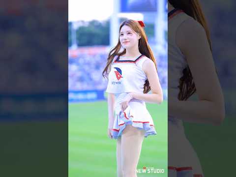 " 우주소녀 - Boogie Up 여름노래 좋다!  " 250823 이예빈 치어리더 직캠