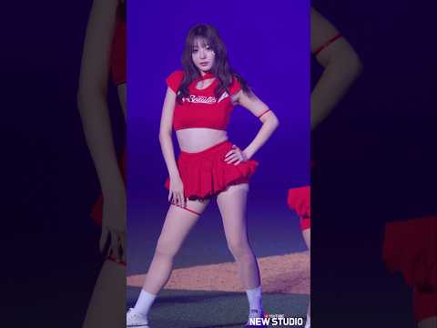 "아이돌 걸그룹 포스 보여주는 이쁜애 " 250831 권희원 치어리더 직캠