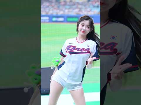 첫날보다 골반을 더 잘튕기는 KT피리아웃송 이주은(Lee Ju-Eun[李珠珢])치어리더